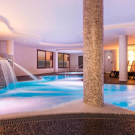 インソテル　カラ　マンディア　リゾート 4* Cala Mandia (Mallorca)