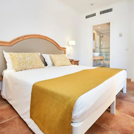 インソテル　カラ　マンディア　リゾート 4* Cala Mandia (Mallorca)